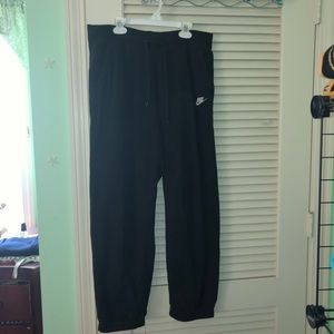 Black nike sweatpants